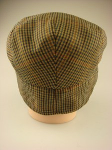 klassieke-heren-pet-met-oorkleppen-op009-oker-3-beterpet-nl