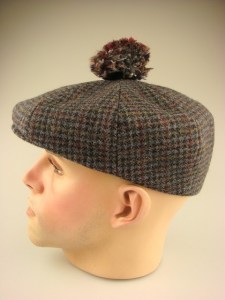 klassieke-pet-met-pompon-pp029-grijs-3-beterpet-nl