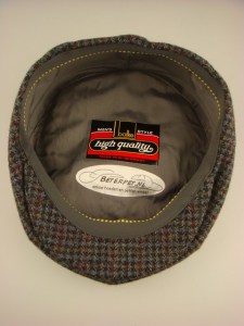 klassieke-pet-met-pompon-pp029-grijs-6-beterpet-nl
