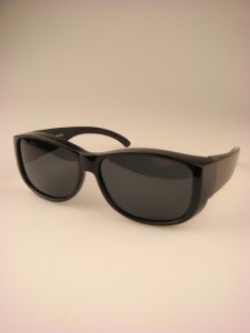 overzet-zonnebril-0b001-zwart-2-beterpet-nl6