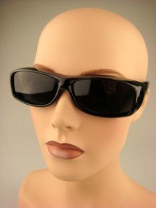 overzet-zonnebril-ob027-glans-zwart-beterpet-nl